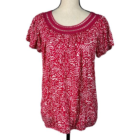 French Laundry Medium Top Crochet Round Neck Stretch Short Sleeve Lightweight - Picture 1 of 8